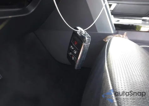 2019 Land Rover Discovery Hse Luxury z USA, uszkodzony, nr VIN SALRT2RV4KA080918